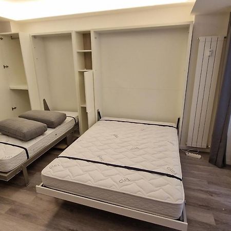 Cozy Apartment Milano Affori M3 Milão Exterior foto